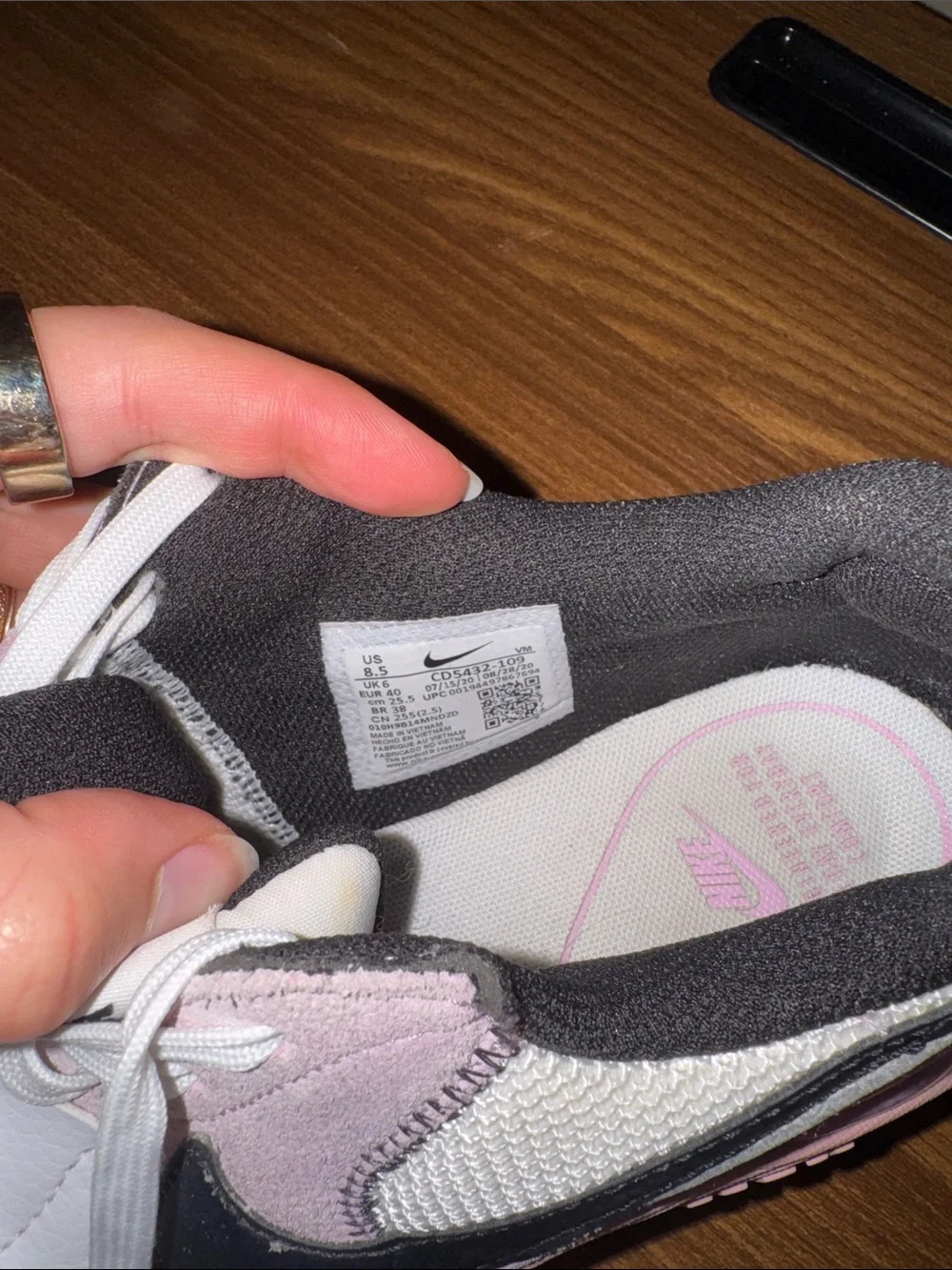Nike Wmns 8.5 Air Max Excee White Light Arctic Pink - Picture 7 of 7